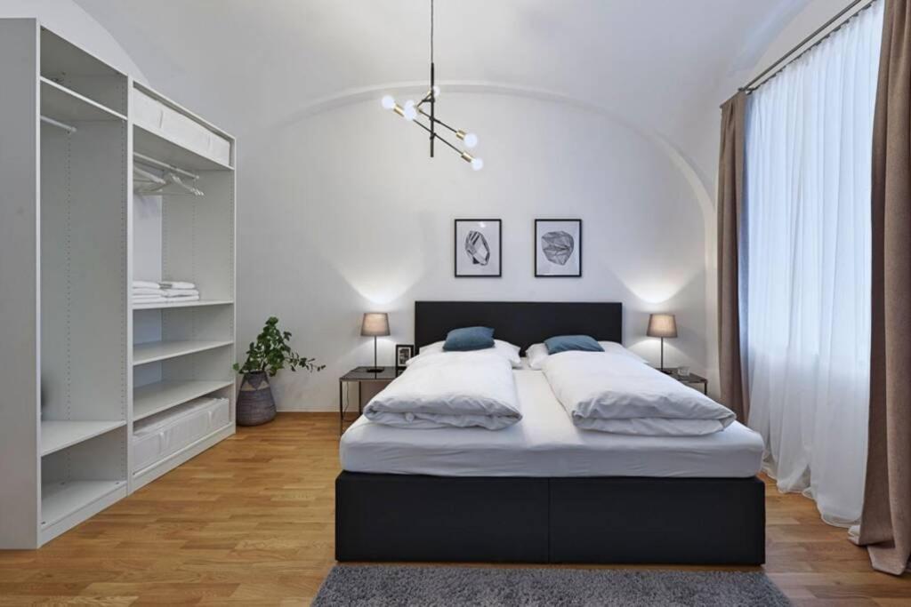 Vienne City Apartment Crown 6 Экстерьер фото