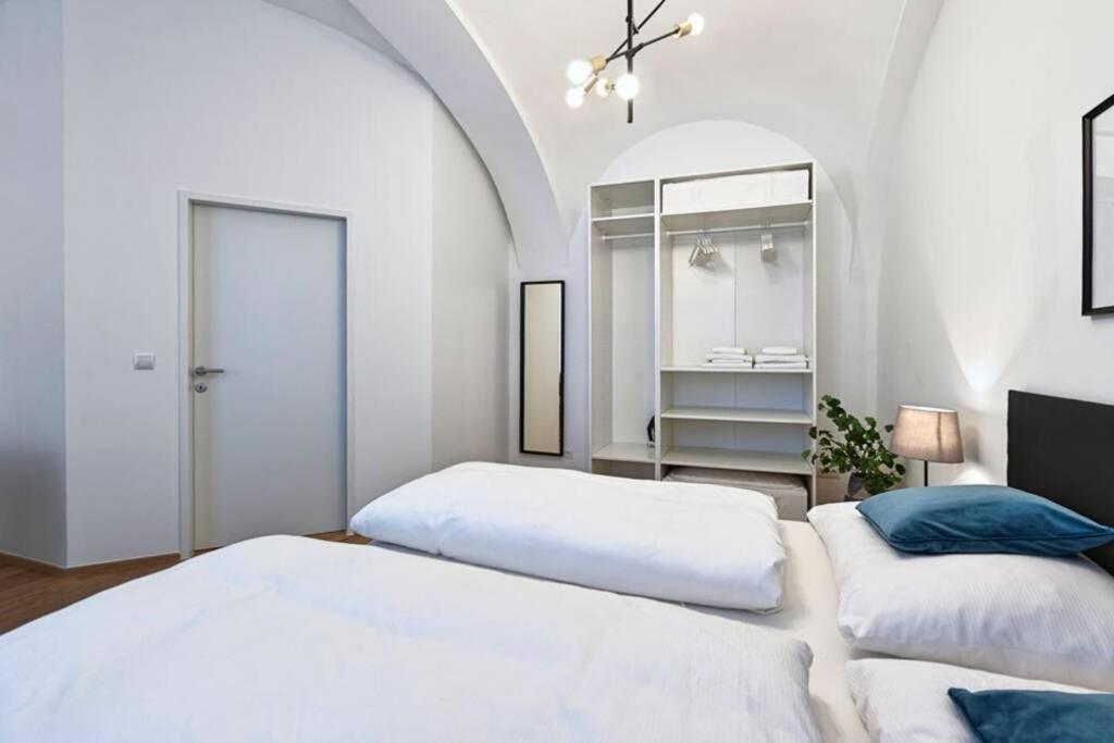 Vienne City Apartment Crown 6 Экстерьер фото