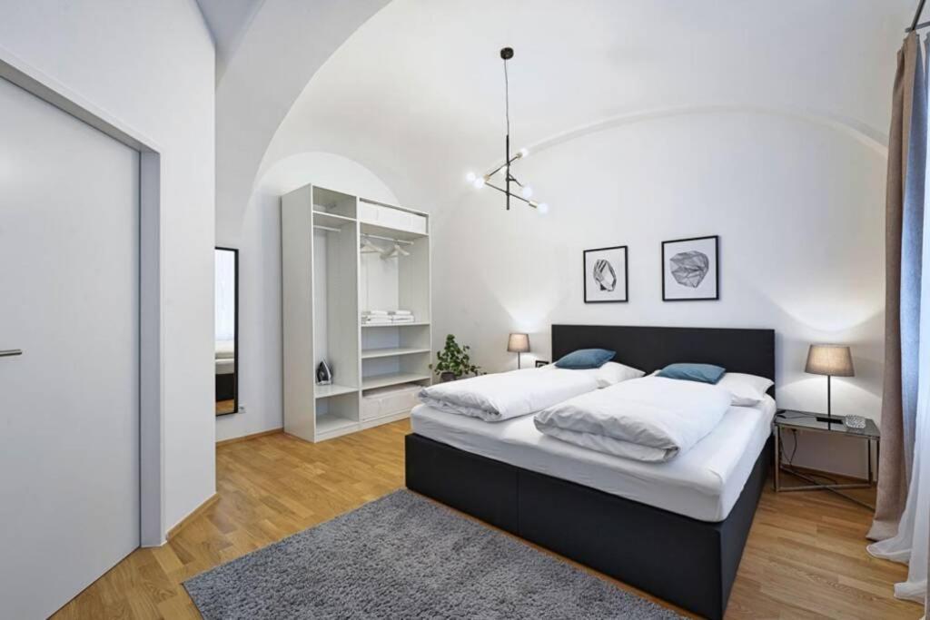 Vienne City Apartment Crown 6 Экстерьер фото